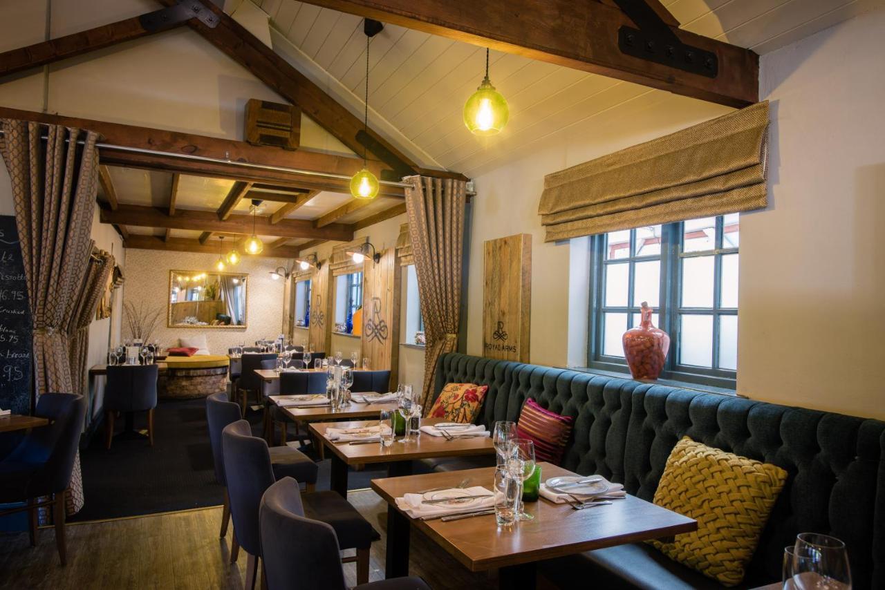 The Royal Arms Hotel Sutton Cheney Exterior foto