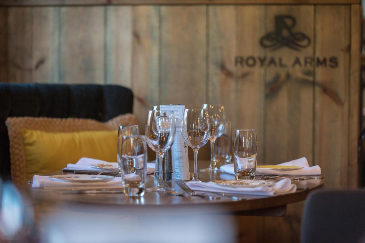 The Royal Arms Hotel Sutton Cheney Exterior foto